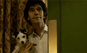 《英国式丑闻》：即便不关心政客丑闻，这部英剧也值得一看