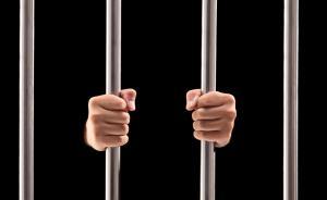 西安一藝校副校長收家長40萬找槍手替考，因組織作弊罪獲刑