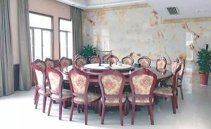 湖南安化縣公安局違規(guī)采購消費600瓶白酒問題調查