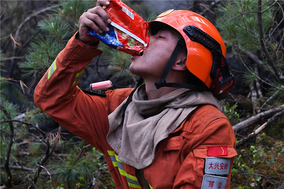 406186eabb331c81b1c828