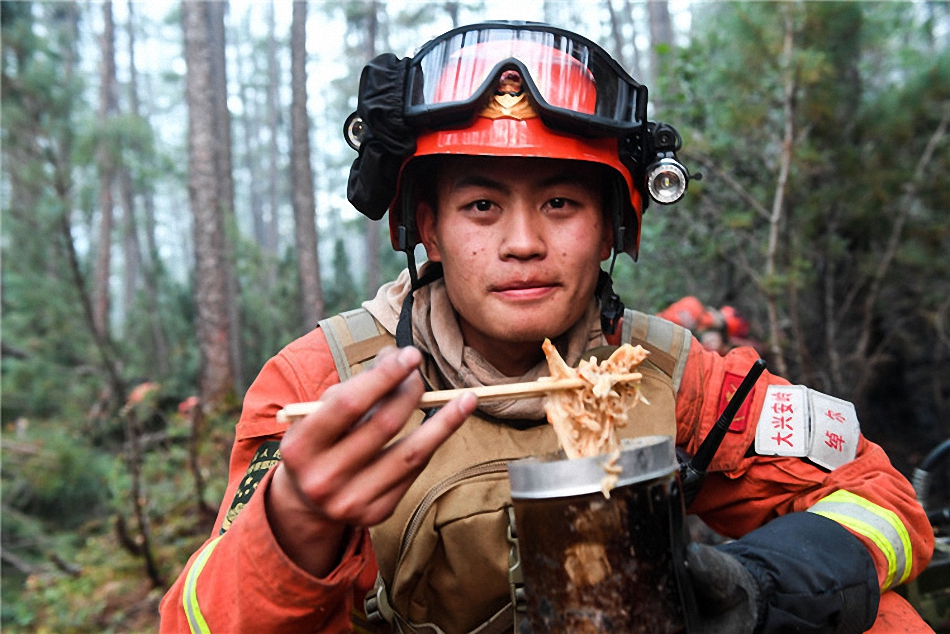 406186eabb331c81b1da2a