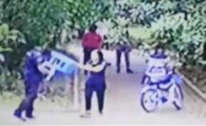 浙江女業(yè)主上樹(shù)摘楊梅被小區(qū)保安勸阻后發(fā)飆：木棍打斷用腳踹