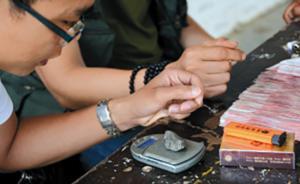 媒體探訪云南勐海曼倫村：隕石墜地，夢想蒸騰