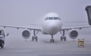 成都雙流機(jī)場(chǎng)遭遇雷暴天氣，一萬(wàn)多名旅客滯留機(jī)場(chǎng)