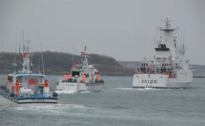 大陸漁船在澎湖海域傾覆5人失蹤，兩岸救援力量共同搜救