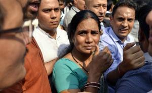 印度2012年黑公交輪奸案終審，對三名罪犯維持死刑判決