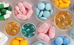 免费送节能灯吸引老年人，一企业翻倍卖保健品赚145万余元