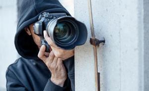 偷拍举报多名法官违纪违法，湖南商人因非法获取信息获刑4年