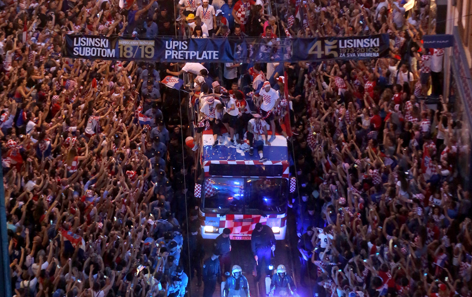 14-XxjpieC000233_20180717_TPPFN1A001