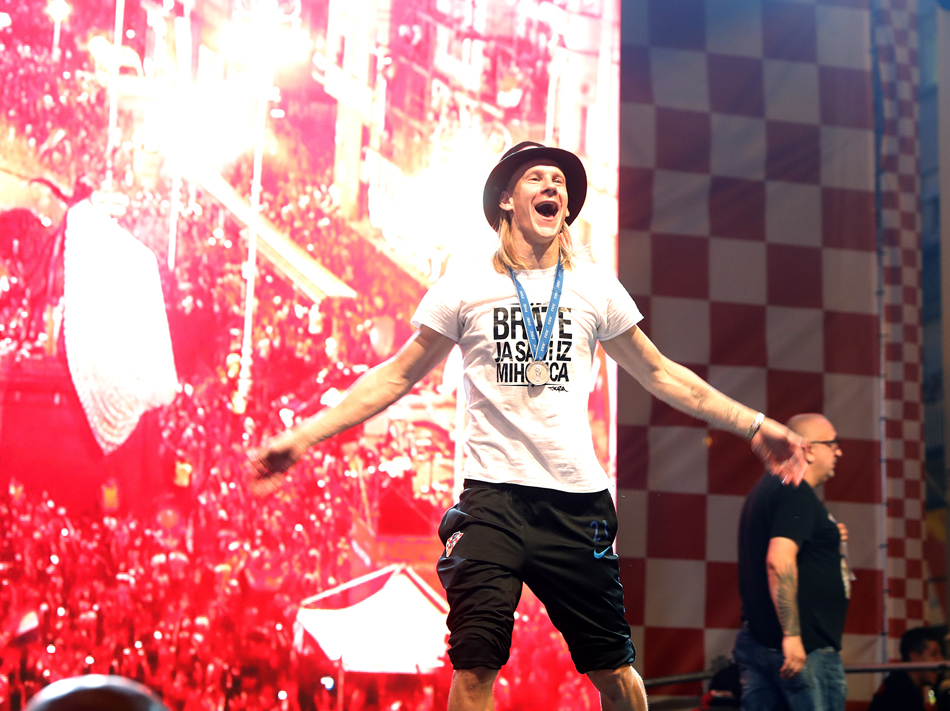 20-XxjpieC000231_20180717_TPPFN1A001