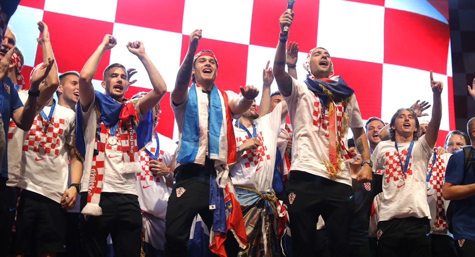 22-XxjpieC000235_20180717_TPPFN1A001