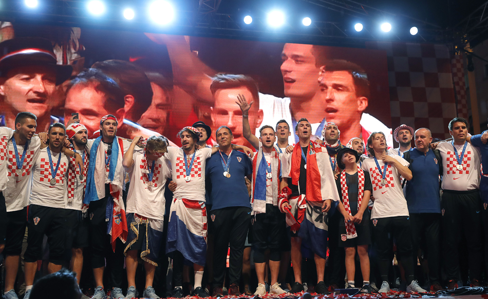 23-XxjpieC000228_20180717_TPPFN1A001