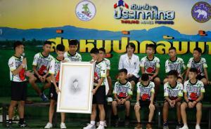 泰足球少年求生記：先找水源再忘記饑餓