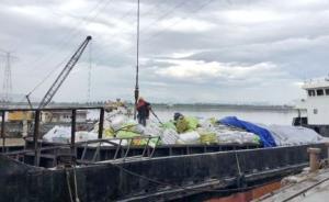 300多噸韓國走私舊衣在溫州被截：既臟且臭，不乏國際名牌