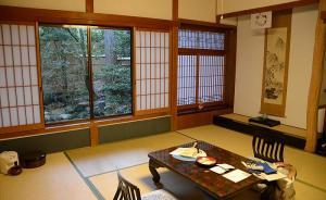 何歡歡︱榻榻米上的日本密教