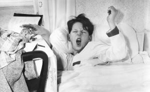 眼光|叫醒你的不是鬧鐘，不是夢想，是叫早服務