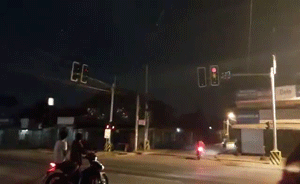 調皮！看菲律賓“黑客”交通燈嘻哈秀