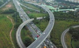 交通部綜合規(guī)劃司原巡視員于勝英：建議用里程稅替代燃油費(fèi)