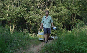 城市老人到農(nóng)村養(yǎng)老:省錢不給子女添麻煩