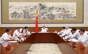 李克强：抓紧推进一批西部急需、符合国家规划的重大工程建设