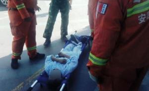 宿州一小區(qū)停水停電已一周，26樓老人被困消防爬樓梯營(yíng)救