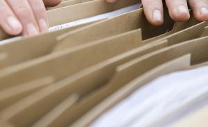 民法典各分编草案增加规定“居住权”，满足特定人群居住需求